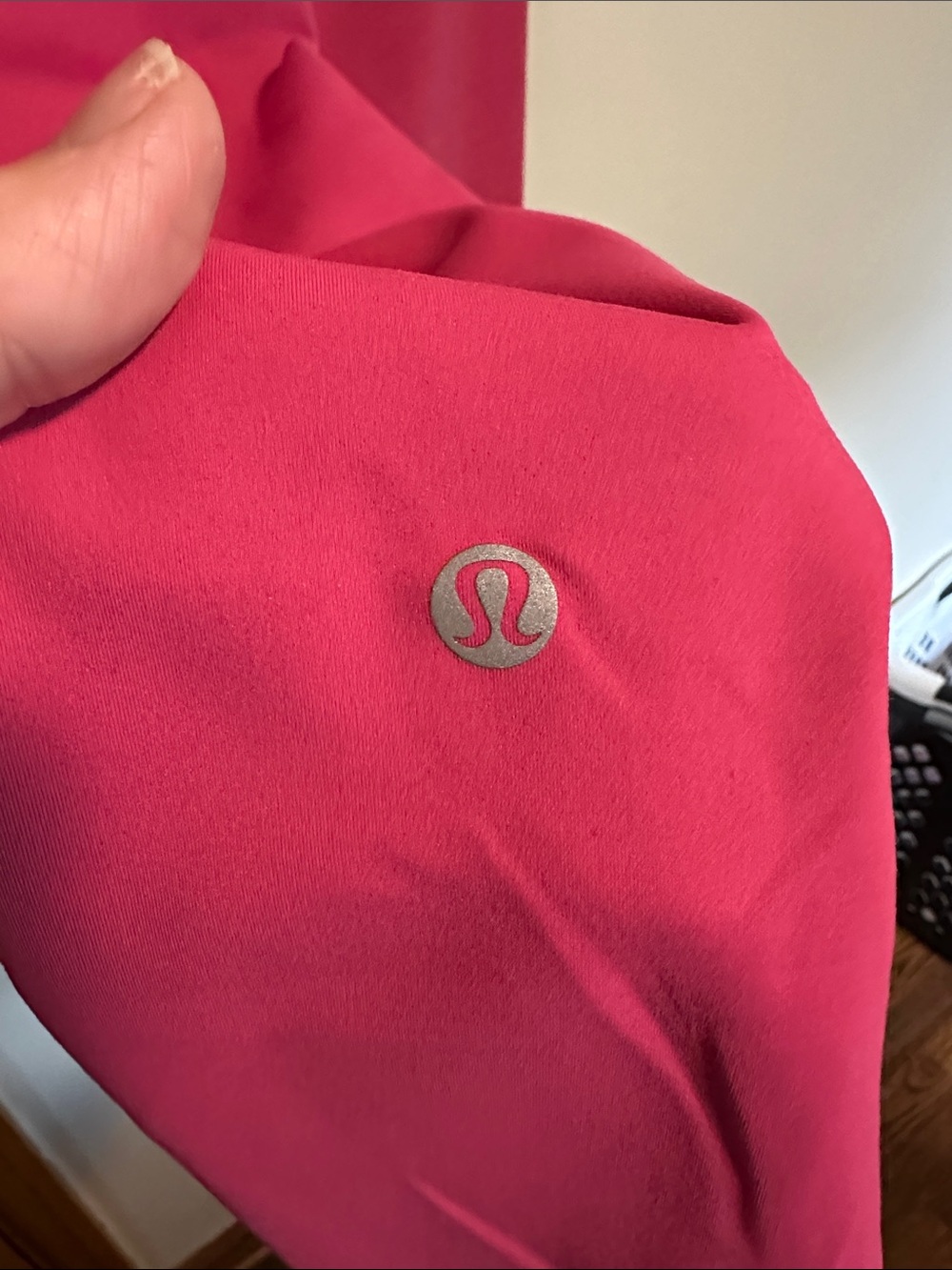 lululemon athletica Hot Pink Performance Leggings - Picture 4 of 4